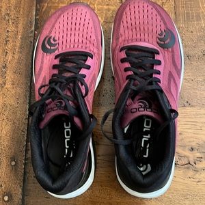 TOPO Athletic Ultrafly 3 Women’s Running Shoe